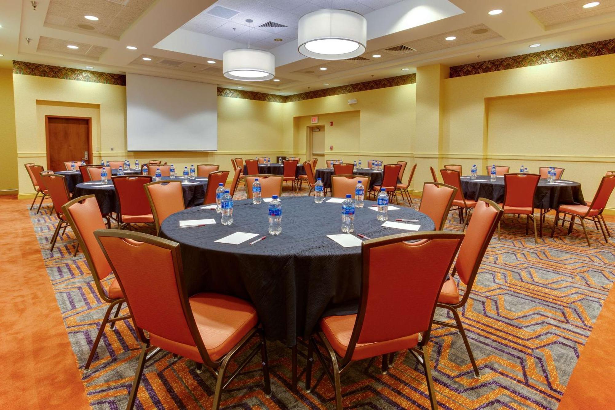 Drury Inn & Suites West Des Moines Eksteriør billede