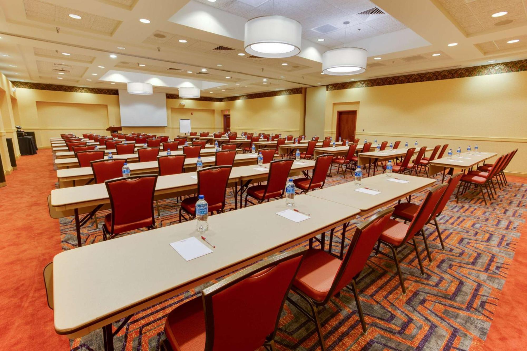 Drury Inn & Suites West Des Moines Eksteriør billede